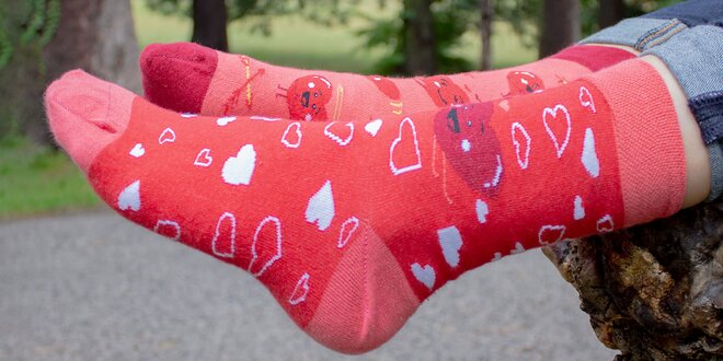 Pohodky: veselé ponožky pre celú rodinu – 33 motívov