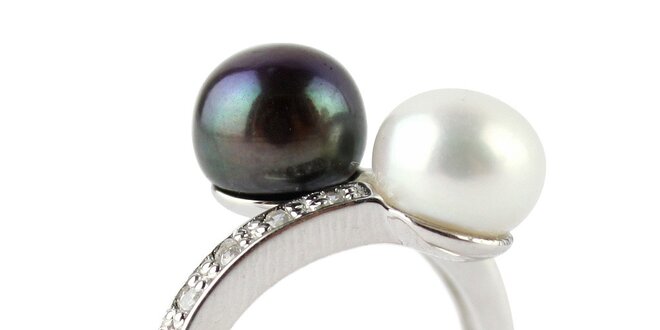 Strieborný prsteň Orchira s dvomi perlami
