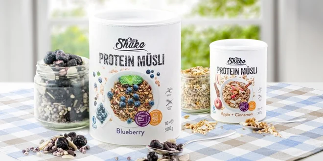 Proteínové müsli s čokoládou, čučoriedkou i škoricou