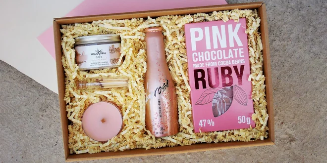 Luxusné darčekové boxy s mixom produktov