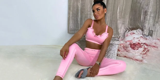 2-dielna dámska súprava na cvičenie vo viacerých farbách