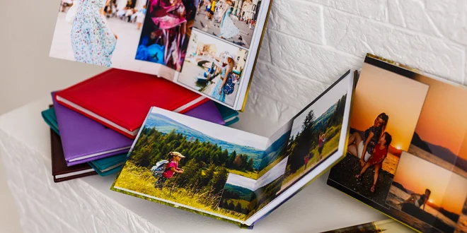 Fotokniha s vlastnými fotografiami: mäkká aj pevná väzba