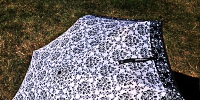 Dámsky dáždnik so vzorom Alvarez Romanelli čierny