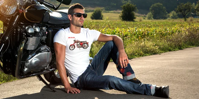 Štýlové pánske tričká s retro motorkami
