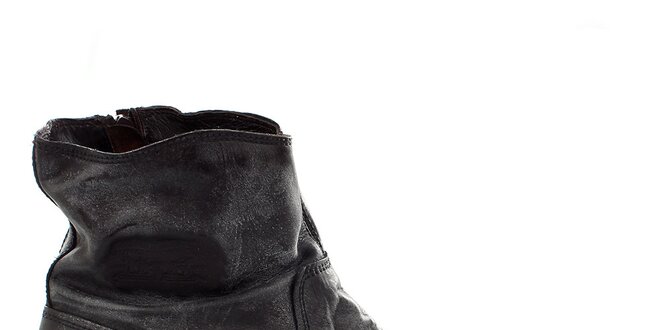 Pánske vyššie kožené topánky s vintage povrchom Levis