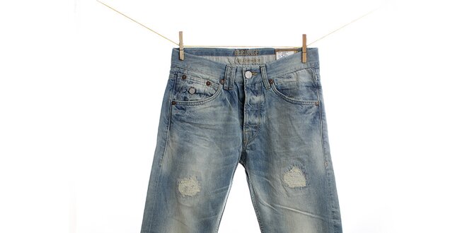 Pánske svetlo modré džínsy s predraním Pepe Jeans