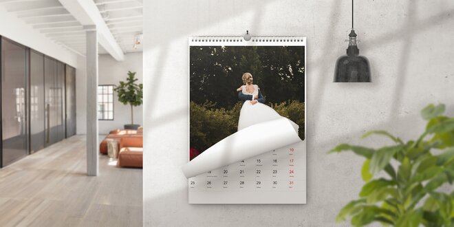 Nástenný či stolový kalendár s vlastnými fotografiami