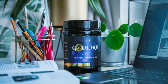 Doplnok výživy Godlike: lepšia produktivita a sústredenie
