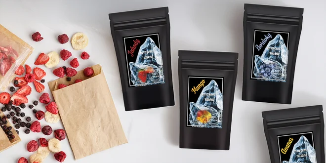 Ovocie sušené mrazom: slivky, mango, jahody a iné.