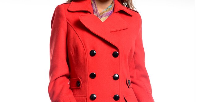 Dámsky červený kabát s čiernymi gombíkmi Oriana