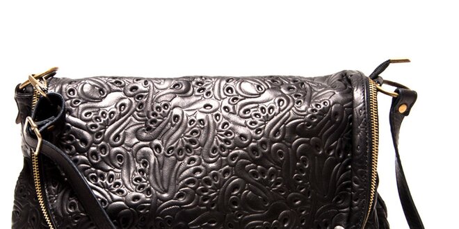 Dámska čierna kabelka s reliéfnym vzorom Roberta Minelli