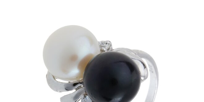 Dámsky strieborný prsteň s bielou a čiernou perlou Orchira