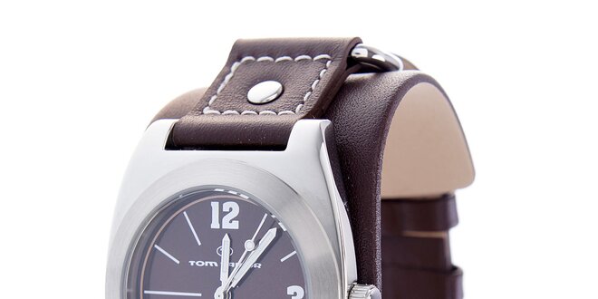 Štýlové oceľové hodinky Tom Tailor s tmavo hnedým koženým remienkom