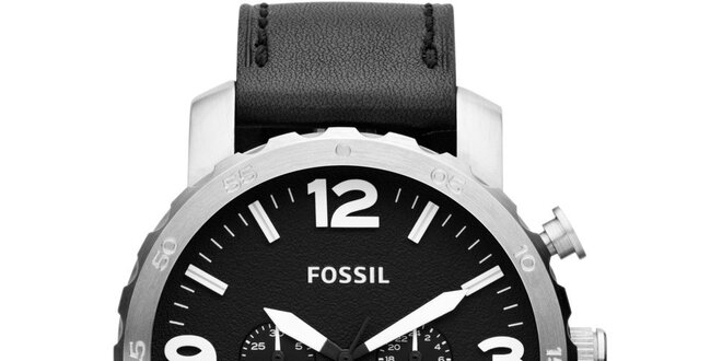 Pánske strieborné hodinky s čiernym ciferníkom Fossil