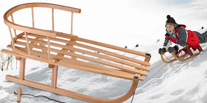 Klasické drevené sánky