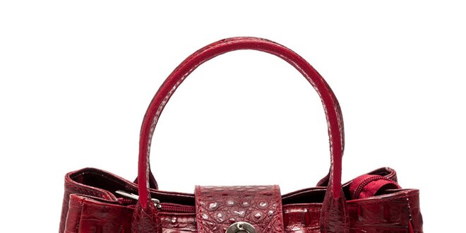 Dámska červená kabelka s motívom krokodílej kože Carla Ferreri