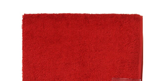 Väčší sýto červený uterák Lacoste