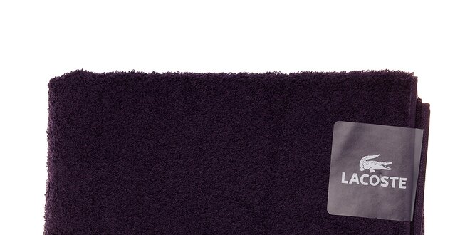 Väčší tmavo fialový uterák Lacoste