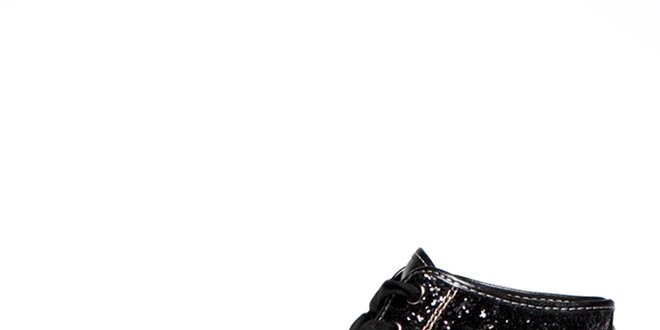 Dámske čierne lesklé topánky s okovanou špičkou Big Star