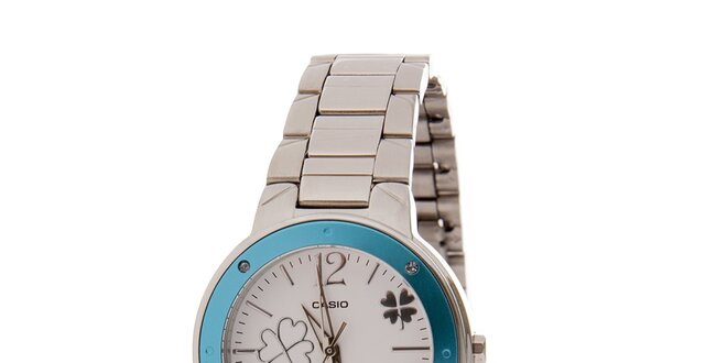 Dámske oceľové hodinky Casio so svetlo modrým lemom a štvorlístkami