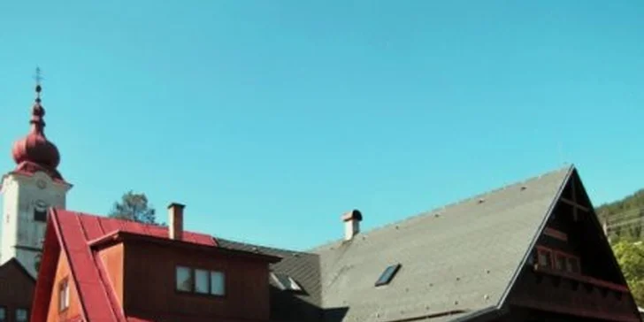 59 eur za skvelý pobyt na dve noci pre dve osoby v srdci NÍZKYCH TATIER! Penzióne Pod vežou v obci Vyšná Boca, krásna príroda Liptova a množstvo bonusov k ubytovaniu, so zľavou 51%!