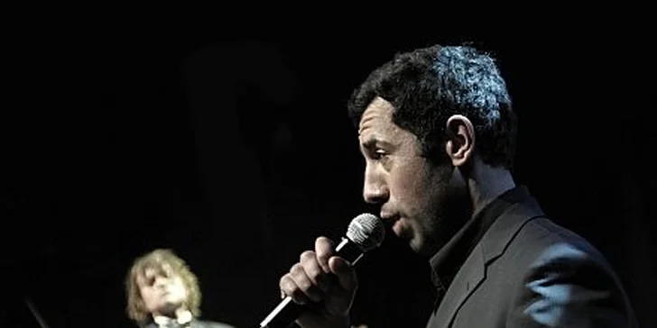 17 Eur za jedinečný koncert Santo Subito poľského muzikanta Piotra Rubika! 120-členný orchester Vám priblíži život a dielo blahorečeného pápeža Jána Pavla II.