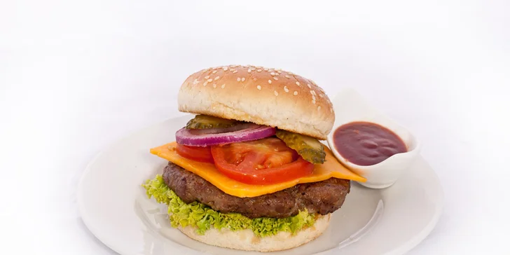 2,89 eur za šťavnatý PIVNÝ BURGER s majonézou, zeleninkou a dresingom a 2 PIVÁ Janáček v BeAbout. Pochutnajte si do prasknutia! Zľava 54%!