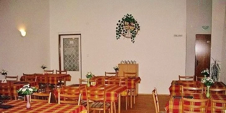 Černohorský bravčový rezeň alebo toast s dezertom