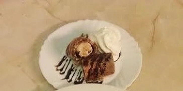Černohorský bravčový rezeň alebo toast s dezertom
