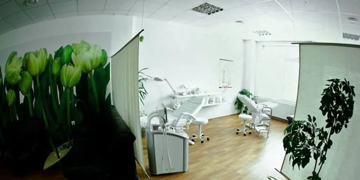 Hĺbkové čistenie pleti Skin Scrubberom alebo Anti-Age ošetrenie