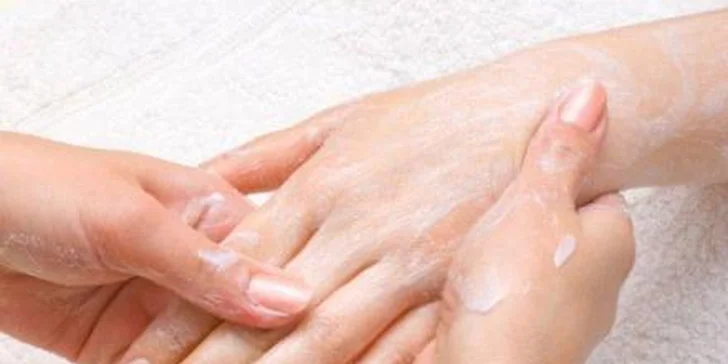 Spevnenie prírodných nechtov ECO UV gélom alebo BIO pokrytím, Japonská manikúra, Wellness manikúra