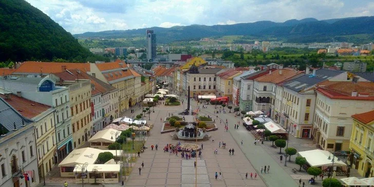 Romantický alebo rodinný pobyt v penzióne Al Corso v Banskej Bystrici so vstupom do novotvoreného Holidayparku Kováčová