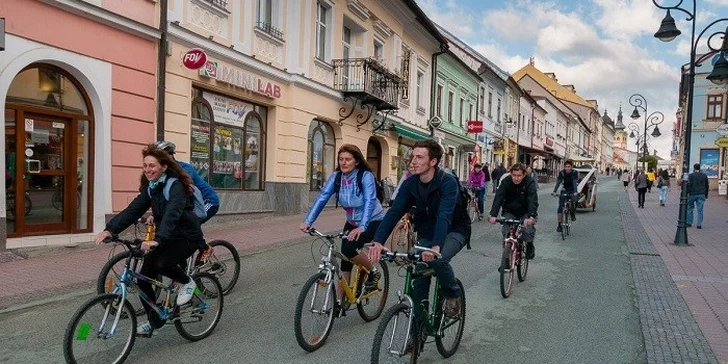 Romantický alebo rodinný pobyt v penzióne Al Corso v Banskej Bystrici so vstupom do novotvoreného Holidayparku Kováčová