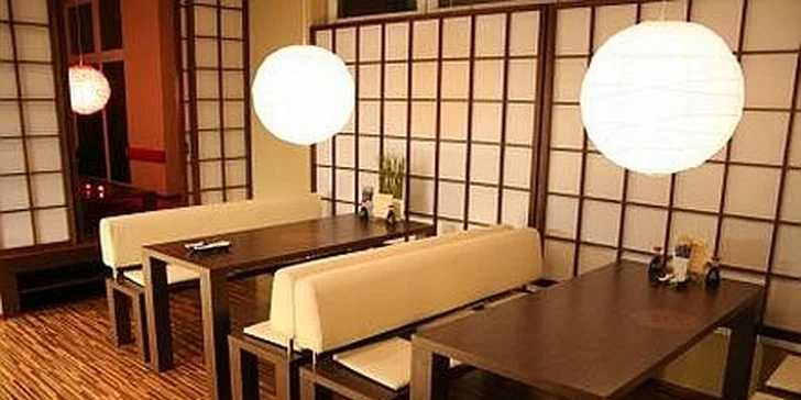 Len 9,90 Eur za Japonské ochutnávacie menu v najznámejšom sushibare v Bratislave. Viac ako 50% zľava za kompletnú večeru vrátane dokonalých lahôdok zo sushi setu.