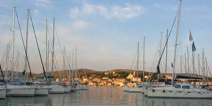Týždeň na jachte na Jadrane - možnosť spraviť si kapitánske skúšky