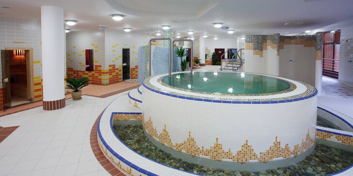 Luxusný Wellness Hotel Patince**** s NEOBMEDZENÝM vstupom do bazénového a saunového sveta