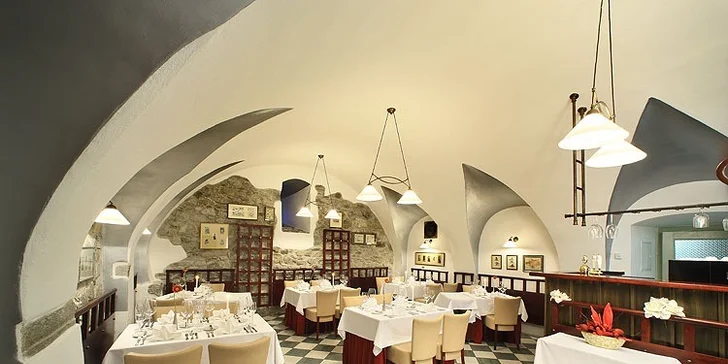 3 alebo 4 dni pre DVOCH v nádhernom historickom centre Českého Krumlova. Luxusný hotel Bellevue****, pre všetkých, čo chcú zažiť niečo nezabudnuteľné, neobvyklé a vzrušujúce!!!