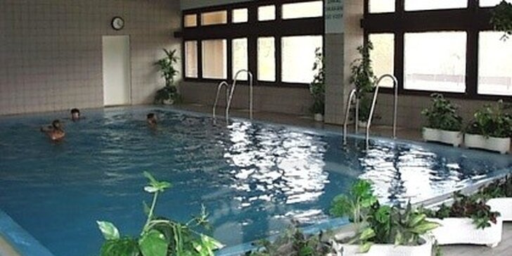 89 eur za 3-dňový romantický pobyt pre dvoch v hoteli Adamantino*** v Luhačovi­ciach. Zažite so svojou láskou nezabudnuteľný víkend v kúpeľnom meste so zľavou 56%.