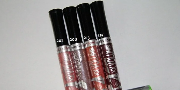 2,90 eur za skvelú MASKARU a lesk na pery XX VOLUME Miss Sporty. Povinná výbava každej ženy, devy aj dámy, ktorá nesmie chýbať v žiadnej kabelke so zľavou 51%.