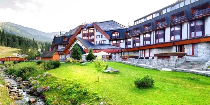 152 eur za luxusný relaxačný pobyt v prestížnom WELLNESS HOTELI GRAND **** Jasná. Neobmedzený wellness, polpenzia, masáže a množstvo skvelých benefitov. Buďte grand na celé 3 alebo 4 dni v nádhernom prostredí Nízkych Tatier!