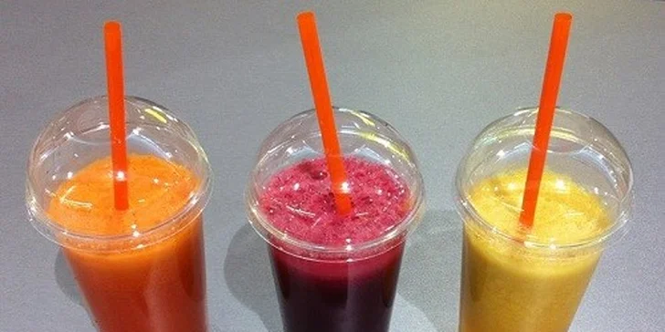 Čerstvé 100 % FRESH ovocné drinky vo VIObare v OC Cassovia