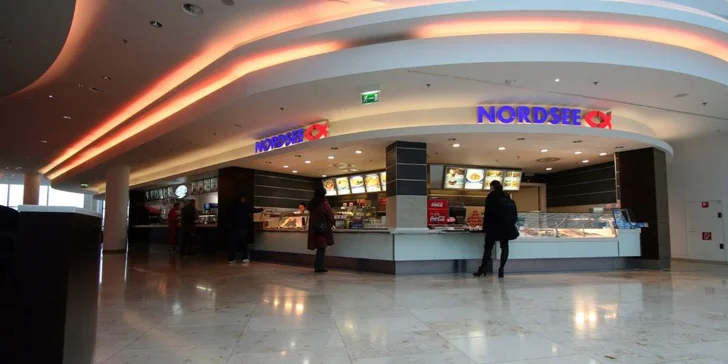 Grilovaný stredomorský platýz s prílohou a polievkou