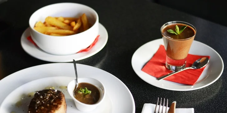 Šťavnatý steak v modernom prostredí Pod Hradom