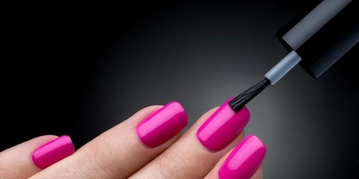 Zdravé a krásne nechty s japonskou manikúrou a lakovaním shellac