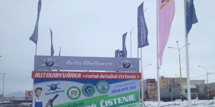 Kompletné čistenie auta parou