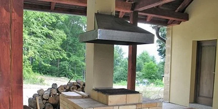 Pobyt a súkromný wellnes v Three Chalets pre 6 ľudí