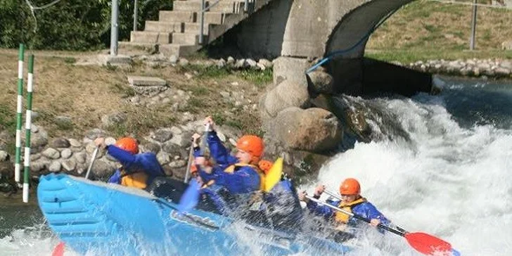XXL rafting na umelom kanáli v Liptovskom Mikuláši - otvorenie vodáckej sezóny 2014