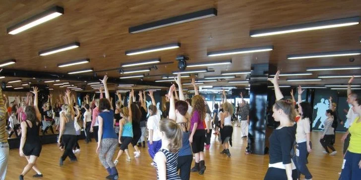 Kurzy salsy, hip hopu pre začiatočníkov a capoeiry pre deti v Riverpark Dance School