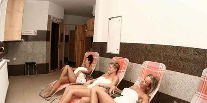 Wellness, bazénový svet a fitness pre 2 osoby