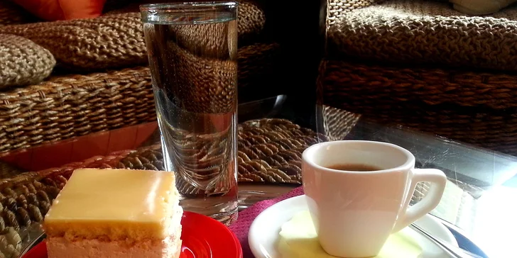 Julius Meinl ESPRESSO alebo RISTRETTO s DEZERTOM